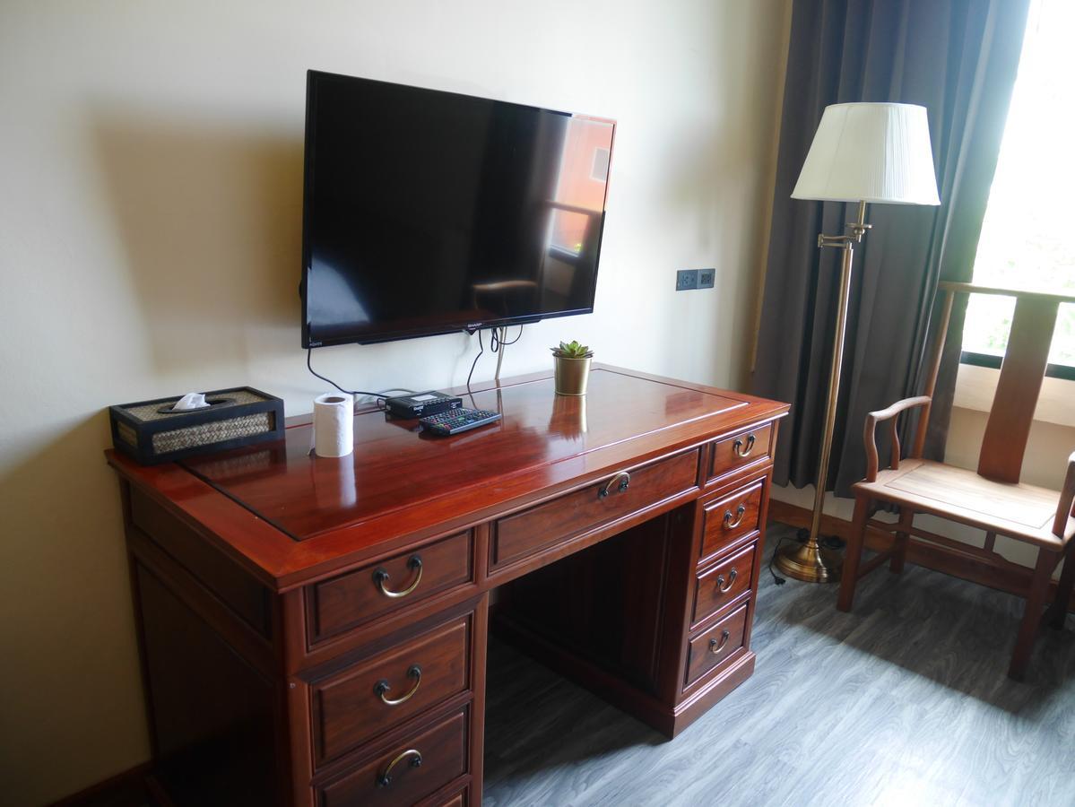 Hotel Yadana Chiangmai Chiang Mai Esterno foto